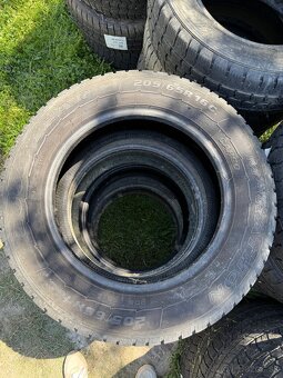 10. Dodavkove pneu 205/65 R16C 105/107 T - 11