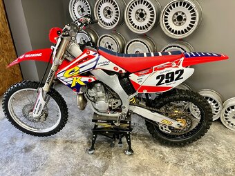 HONDA CR 250 - 11