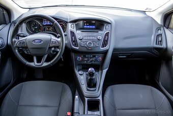 Ford Focus Kombi 1.0 EcoBoost Business X 2017 - 11