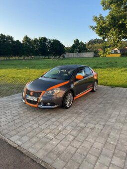 Suzuki Kizashi, 2011. 6st. manuál, predný pohon, panorama - 11