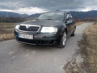 Rozpredám Škoda Superb 1 2.8 benzín automat - 11