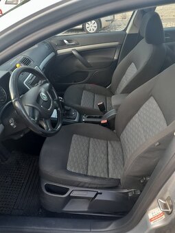 Škoda Octávia Combi - 11