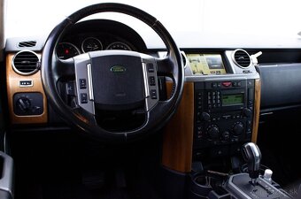 Land Rover Discovery HSE + Convenience Pack - 11