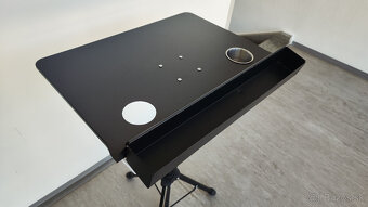 Tetovací stolík - tripod - 11