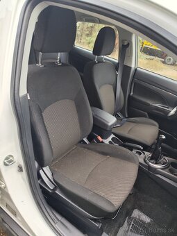 Mitsubishi ASX 1.6i - 11