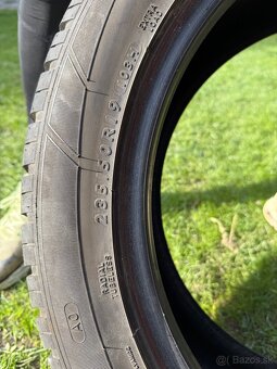 Letné a zimné pneumatiky 235/50R19 99V - 11
