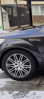 Audi Q7 - 11