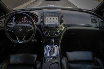 Opel Insignia 2.0 Turbo 250k ECOTEC Sport 4x4 AT6 - 11