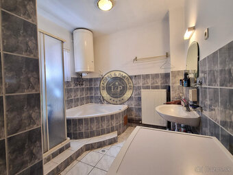 PREDAJ rodinný dom Rajka - 11