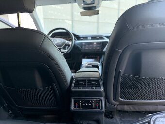 Audi E-Tron 55 Quattro Pro Line Plus, Matrix LED, kůže, DPH - 11