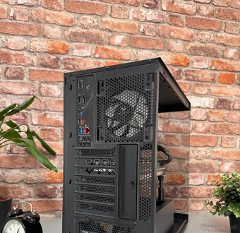 Ryzen 5 1600 AF\16GB\RTX 3080\SSD\750W Zdroj - 11