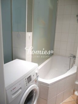 PRENÁJOM 4 izbový  zariadený byt,  centrum,  Nitra - 11