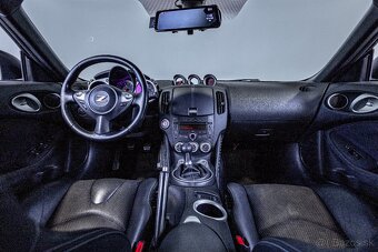 Nissan 370Z 3.7 V6 Coupe - 11