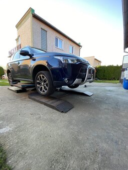 Pneumatický nožnicový zdvihák HOMOLA - 11