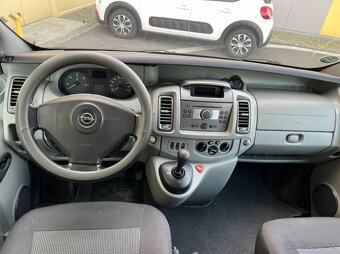 Opel Vivaro Life 2.5 CDTi Westfalia 7 míst - 11