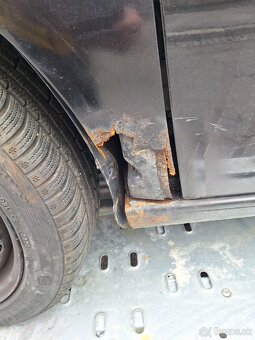 Predám Seat Ibiza 2007 1,4 16v - 11