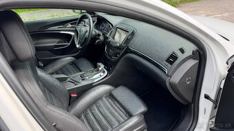 Opel Insignia ST 2.0 CDTI Country Tourer 4x4 AT6 - 11
