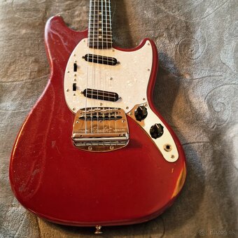 Predám Fender Mustnag Dakota Red rok 1966 - 11