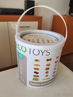 Drevené potraviny na krájanie Eco Toys - 23 ks - 11