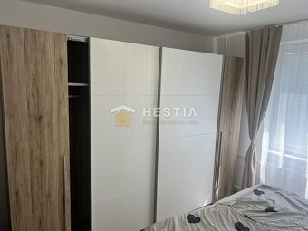 Moderný a plne zariadený byt v Sotinej - 11