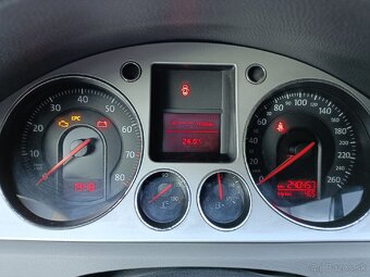 Passat B6 1.8 TSI 118 kW - 11