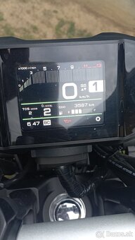 Yamaha MTN 890 - 11