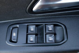 Dacia Duster 1,3 TCe 4x4 - 11