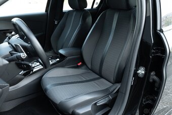 PEUGEOT 208 1.2 PureTech / AUTOMAT / Možný odpočet DPH - 11