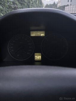volvo v50 kombi, 2006, 2.0d 100kW - 11