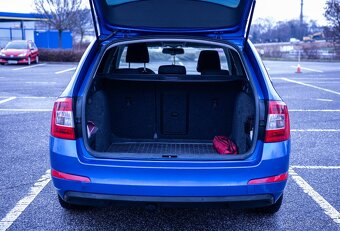 Škoda Octavia Combi 2.0 TDI Business - 11