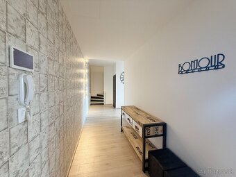 Nový 4-izb. mezonetový penthouse | 150 m2 | 122 m2 terasy - 11
