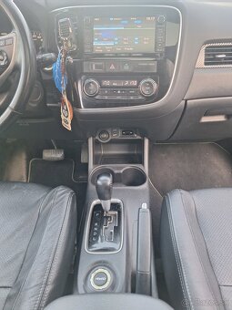 Predám Mitsubishi Outlander - 11