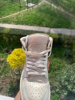 Air jordan 1 mid - 11