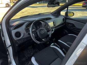 Toyota Yaris 1.5 Hybrid e-CVT, Najazdené 56 192km, SK pôvod - 11