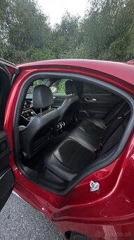 Alfa romeo Giulia - 11