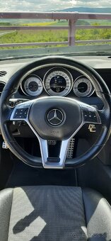 Mercedes W204 - 11