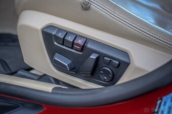 BMW Rad 3 Touring 330d xDrive - 11