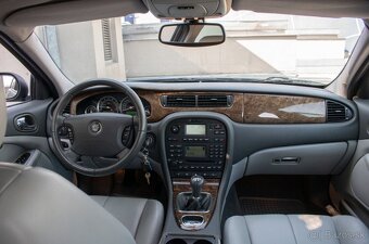 Jaguar S-Type 3.0 V6 175kw Manual - 11