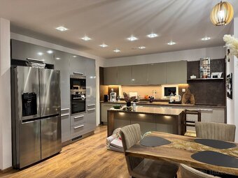 Na predaj moderný rodinný dom vo vysokom štandarde – Gyňov - 11