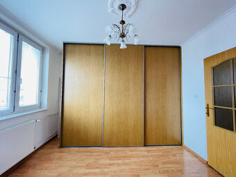 Predám útulný a slnečný 3-izbový byt s loggiou - 11