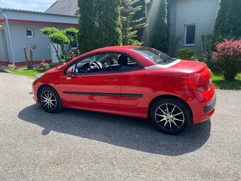 Peugeot 207 cc - 11