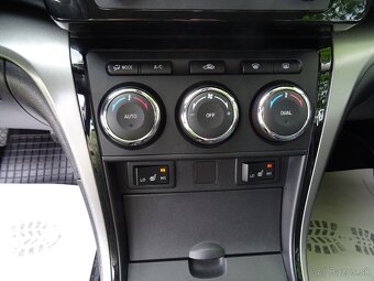 Mazda 6 2,0i 114 kW facelift,pěkná výbava, servis jen Mazda - 11