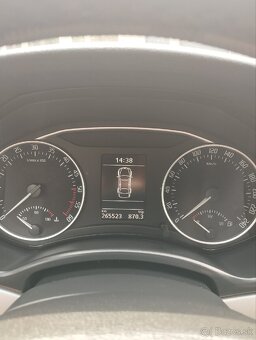 Predám Škodu Octavia Combi 1.6 TDI CR - 11