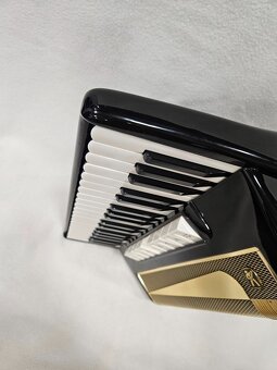 akordeon Hohner Lucia IV 96b - 11