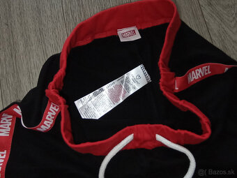 Čierne tepláky a kraťase Marvel 152 - 11