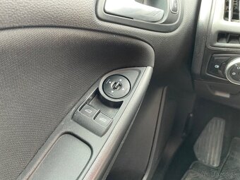 Ford Focus Kombi 1.0 EcoBoost Trend - 11