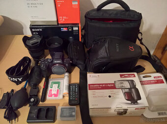Sony A7 III + 2x objektív a príslušenstvo - 11