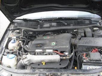 Skoda Octavia RS1 Kombi - 11