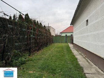 Predáme rodinný dom v obci Zemné - 11