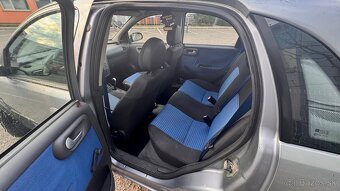 Predám Opel Corsa C 1.3 16V diesel Automat - 11